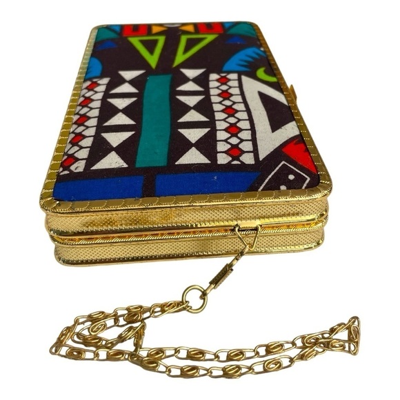 Aztec Pattern Clutch/ Purse/ Wallet. Has compartments for phone/ cards/money - Picture 7 of 10